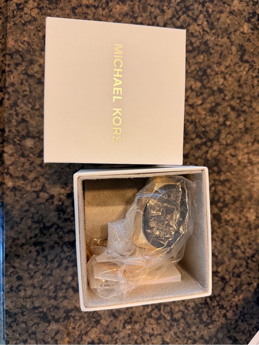 Brand New In Box Michael Kors Alek Chronograph Men's Watch - Gold & Black (MK918